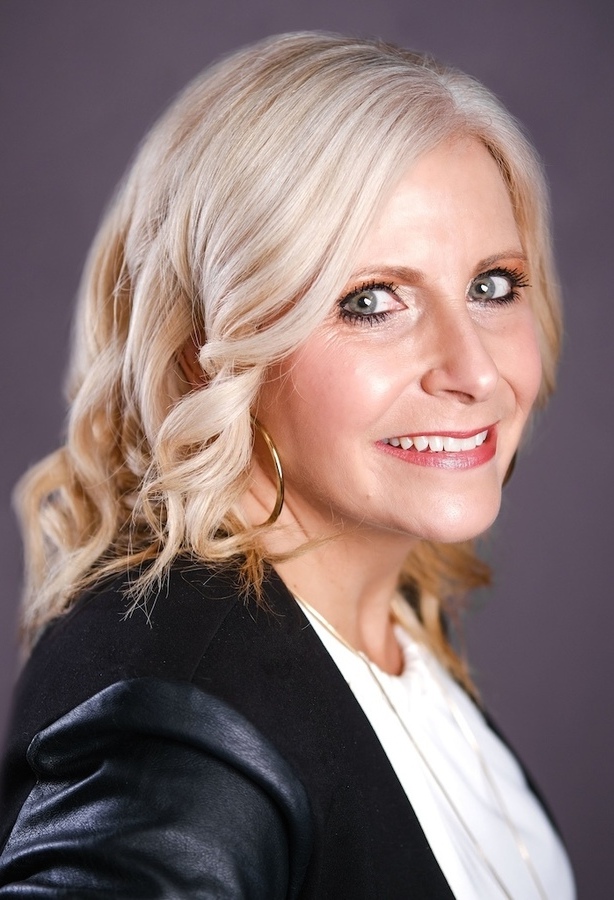 Lisa Edwards